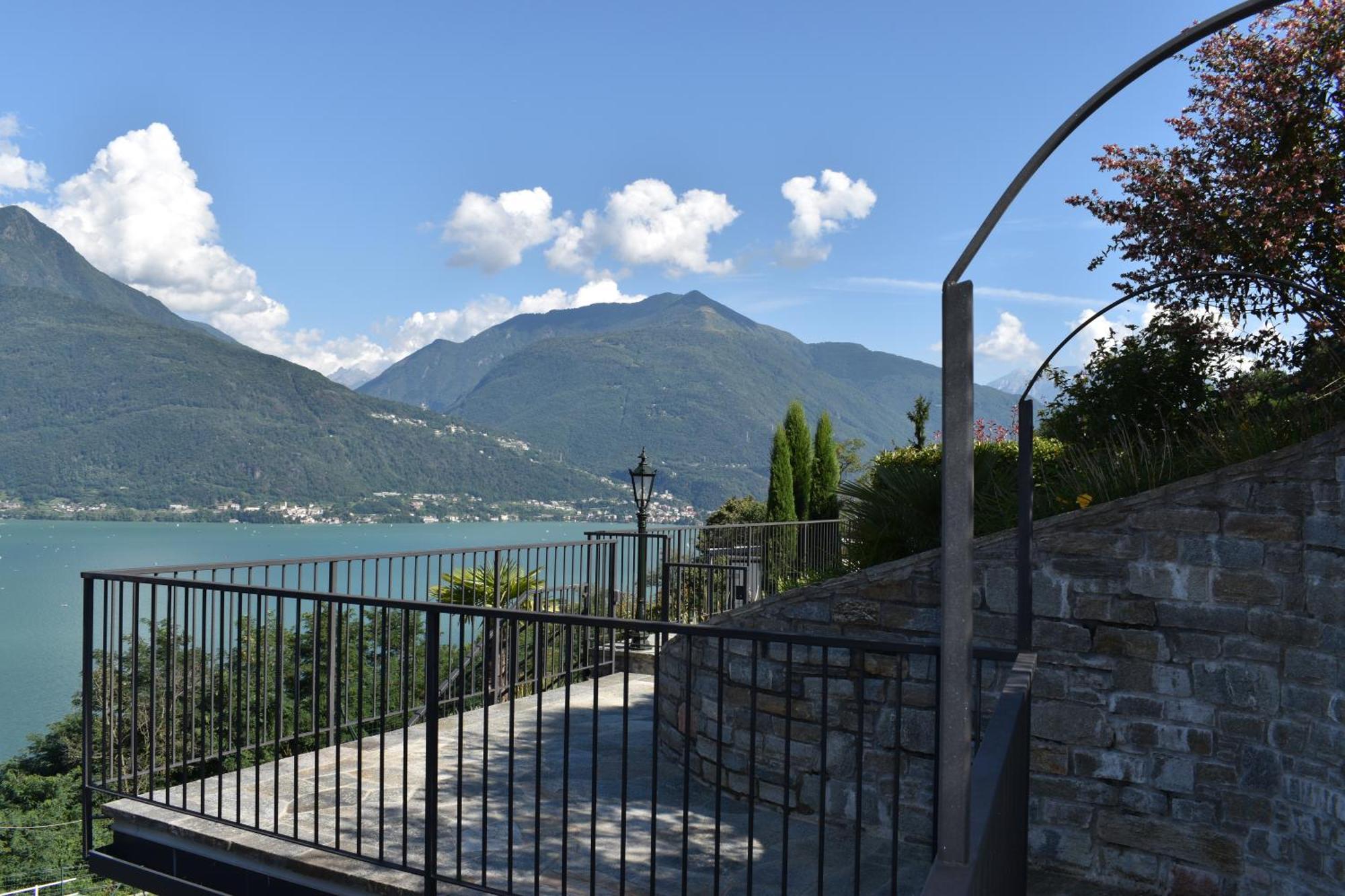 Apartment Monte E Lago Pianello Del Lario ภายนอก รูปภาพ